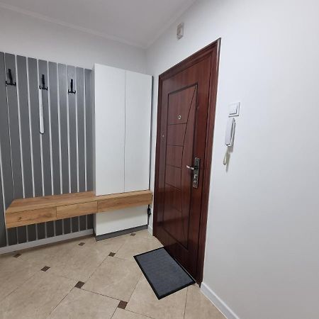 Negruzzi Bd, One Bedroom Apartment Chişinǎu Buitenkant foto