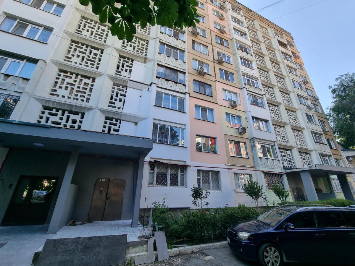 Negruzzi Bd, One Bedroom Apartment Chişinǎu Buitenkant foto