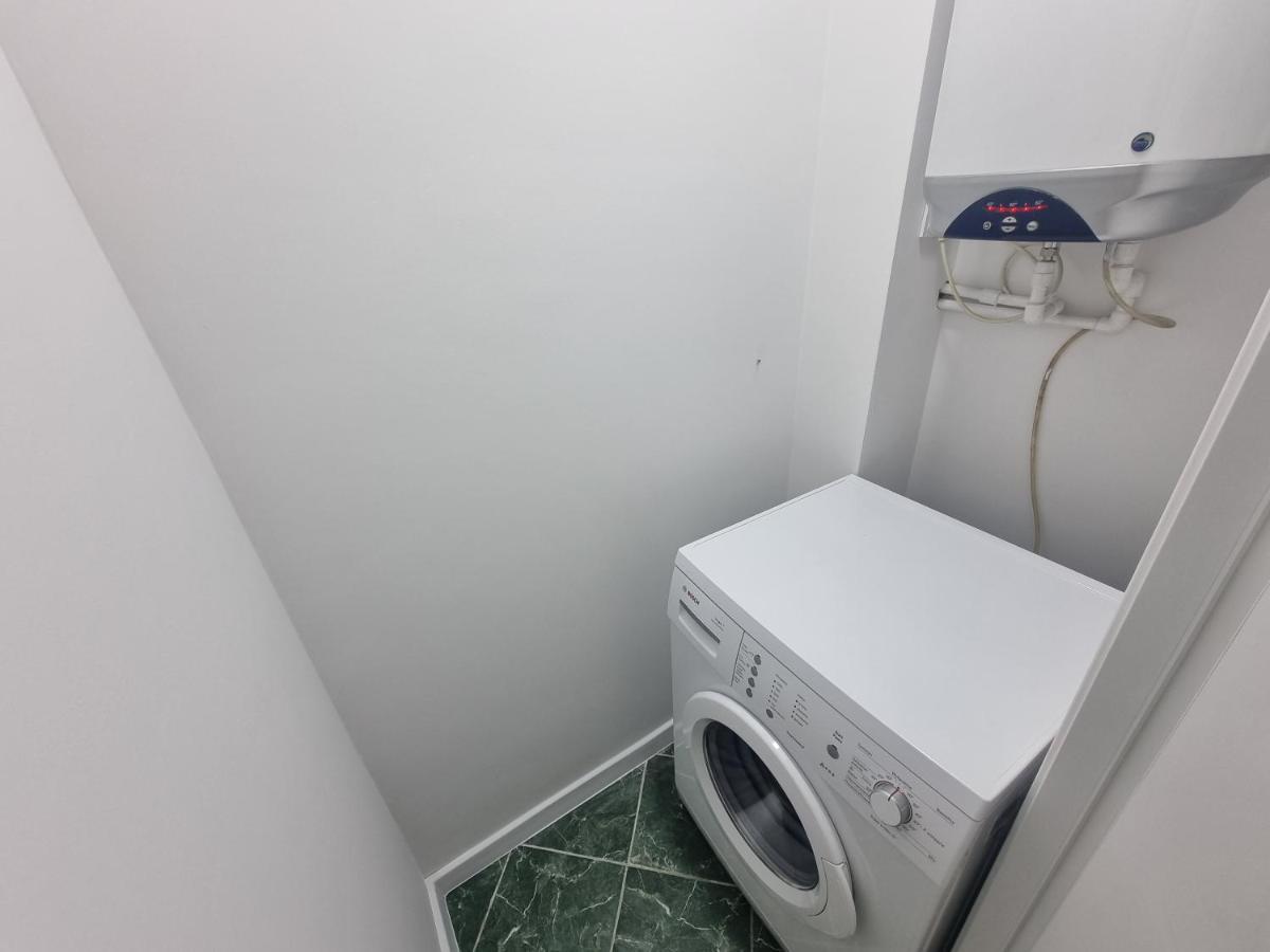 Negruzzi Bd, One Bedroom Apartment Chişinǎu Buitenkant foto